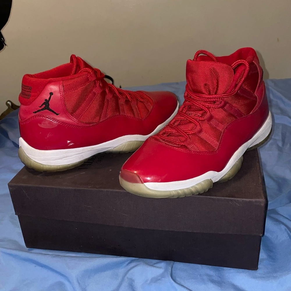 Men’s Jordan retro 11